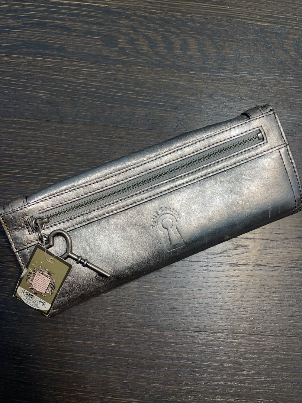 NWT Juicy Couture Frye Metallic Gray Leather Zip Wallet with Key Charm